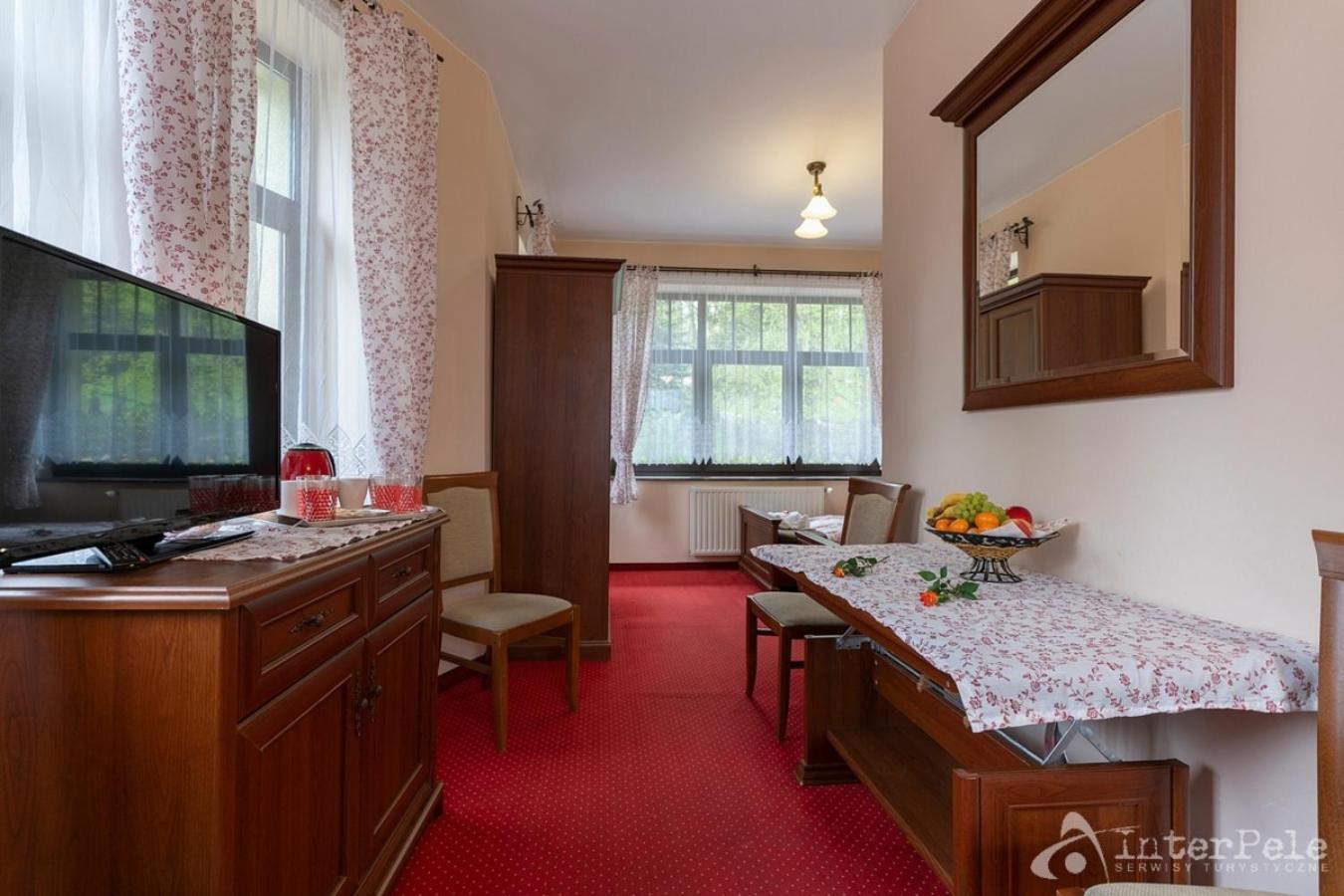 Willa Sloneczna Roza Pokoje Ze Sniadaniami Szklarska Poręba Esterno foto
