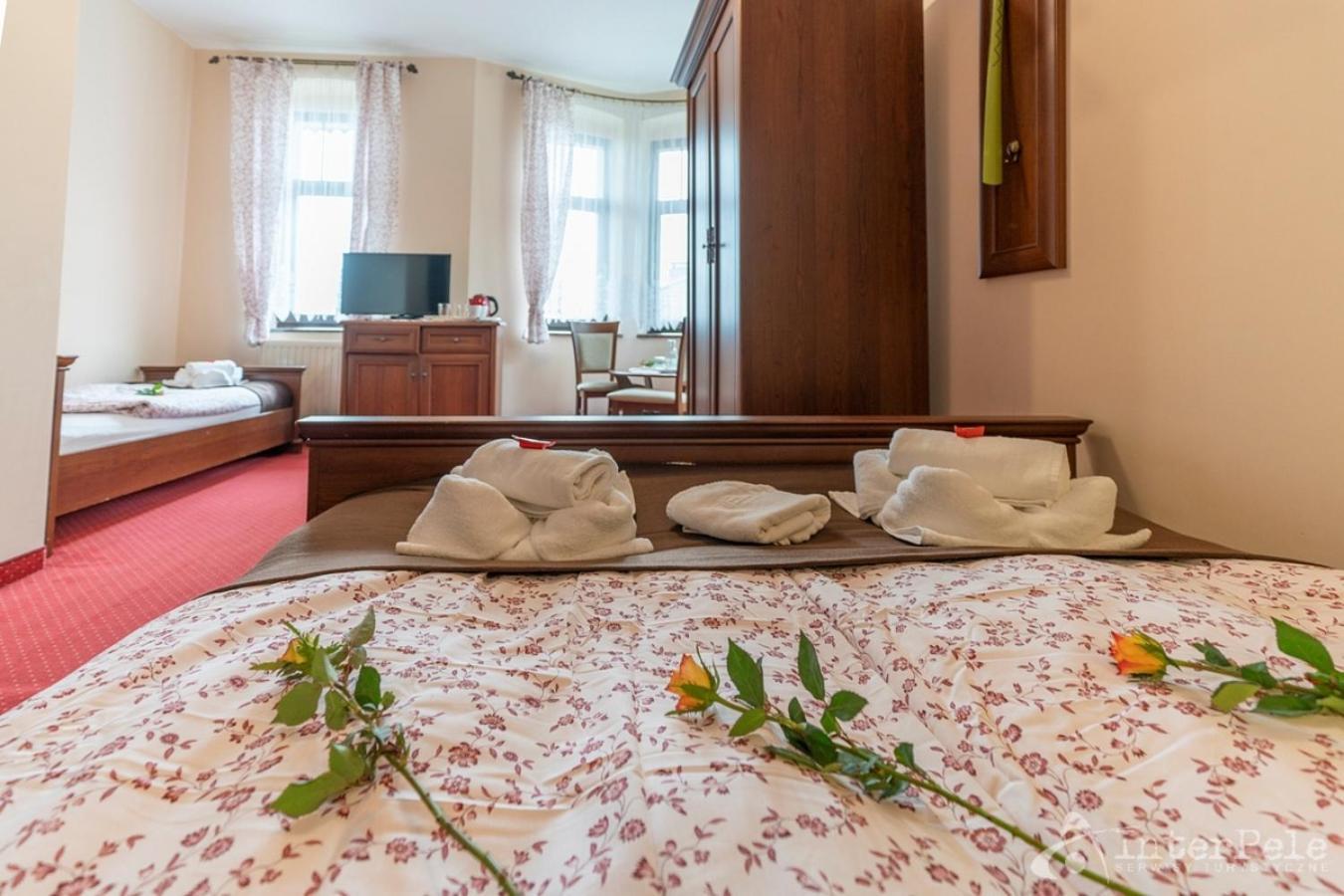 Willa Sloneczna Roza Pokoje Ze Sniadaniami Szklarska Poręba Esterno foto