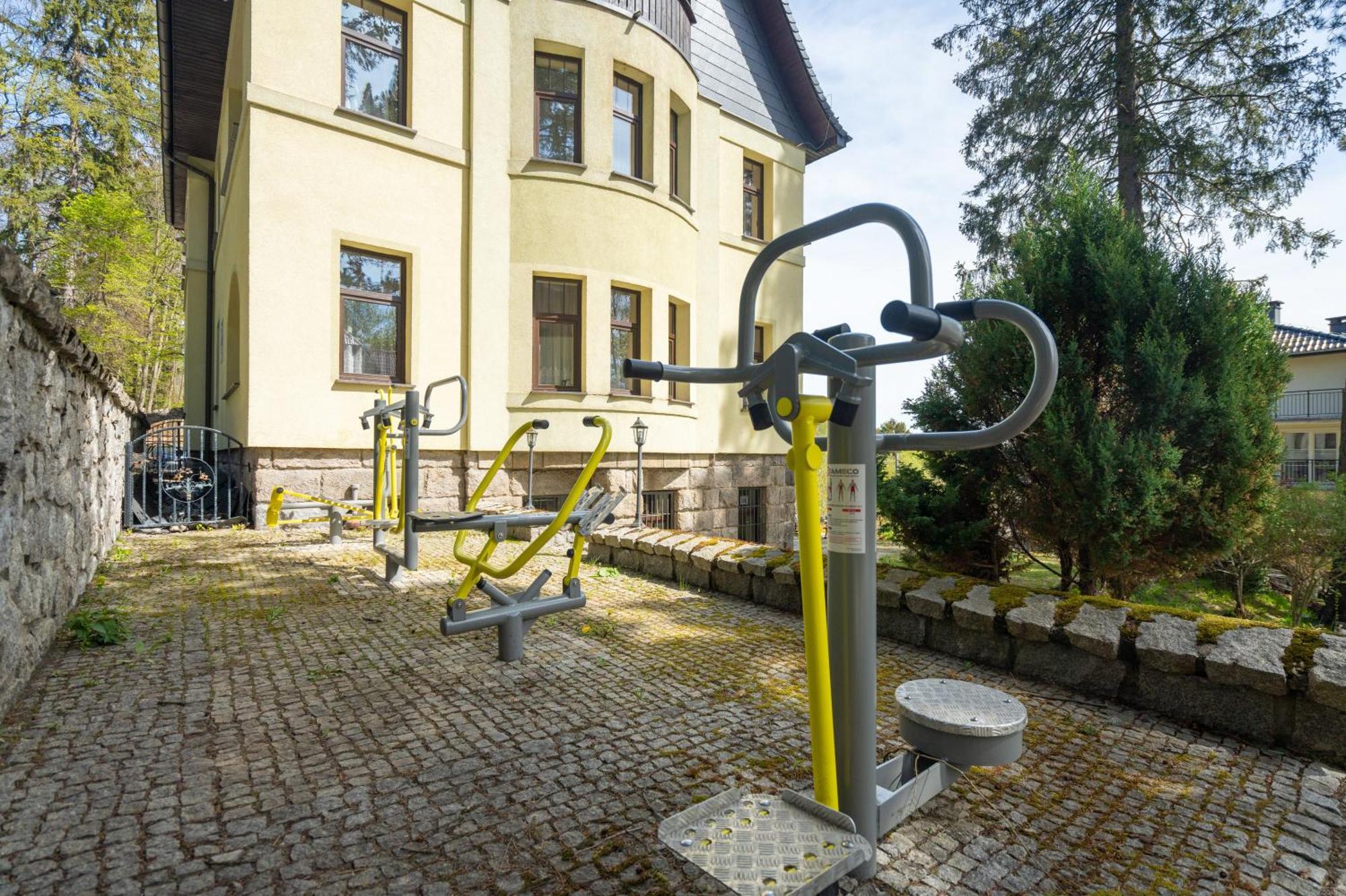 Willa Sloneczna Roza Pokoje Ze Sniadaniami Szklarska Poręba Esterno foto